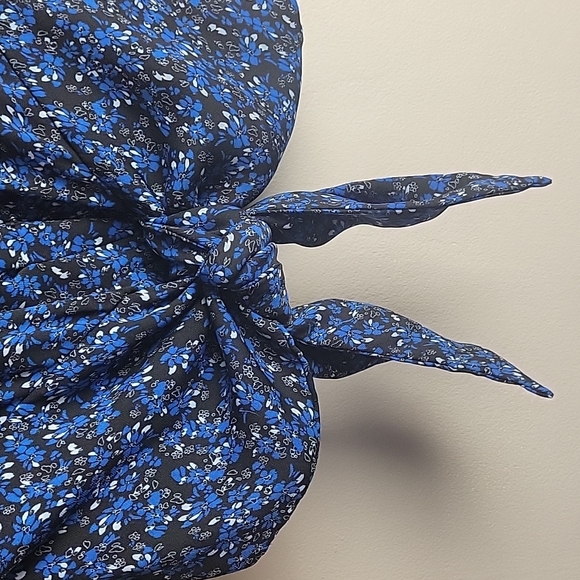 Parker-Long Sleeve Tie Crop Front Blouse, Blue-Size Medium - Picture 11 of 16